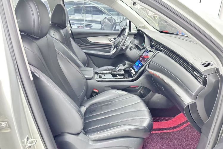 Used Roewe RX5 MAX 2021 Supreme Series 400TGI Automatic Smart Cabin Prestige Edition Interior 8