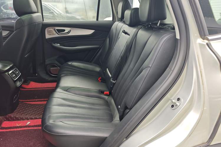 Used Roewe RX5 MAX 2021 Supreme Series 400TGI Automatic Smart Cabin Prestige Edition Left Rear Seat