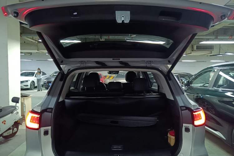 Used Roewe RX5 MAX 2021 Supreme Series 400TGI Automatic Smart Cabin Prestige Edition Trunk