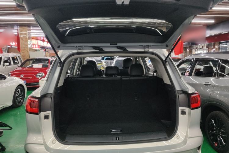 Used Roewe RX5 MAX 2021 Supreme Series 300TGI Automatic Luxury Cabin Edition Trunk