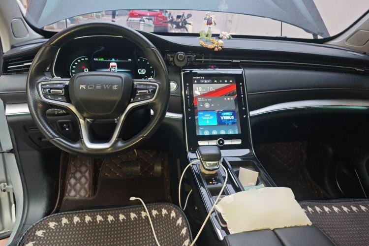 Used Roewe RX5 MAX 2021 Supreme Series 300TGI Automatic Smart Cabin Edition Center Console