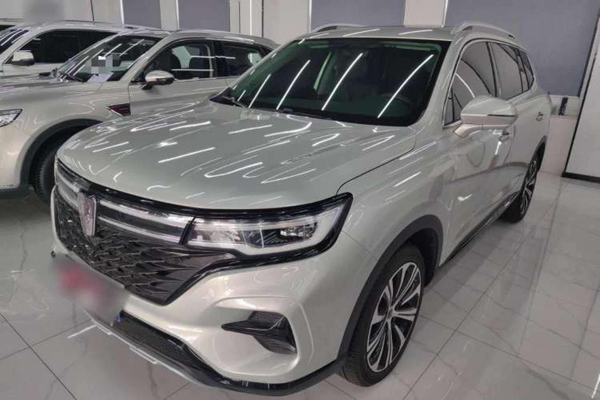 Used Roewe RX5 MAX 2021 Supreme Series 400TGI Automatic Luxury Cabin Edition Front Left 45 Deg