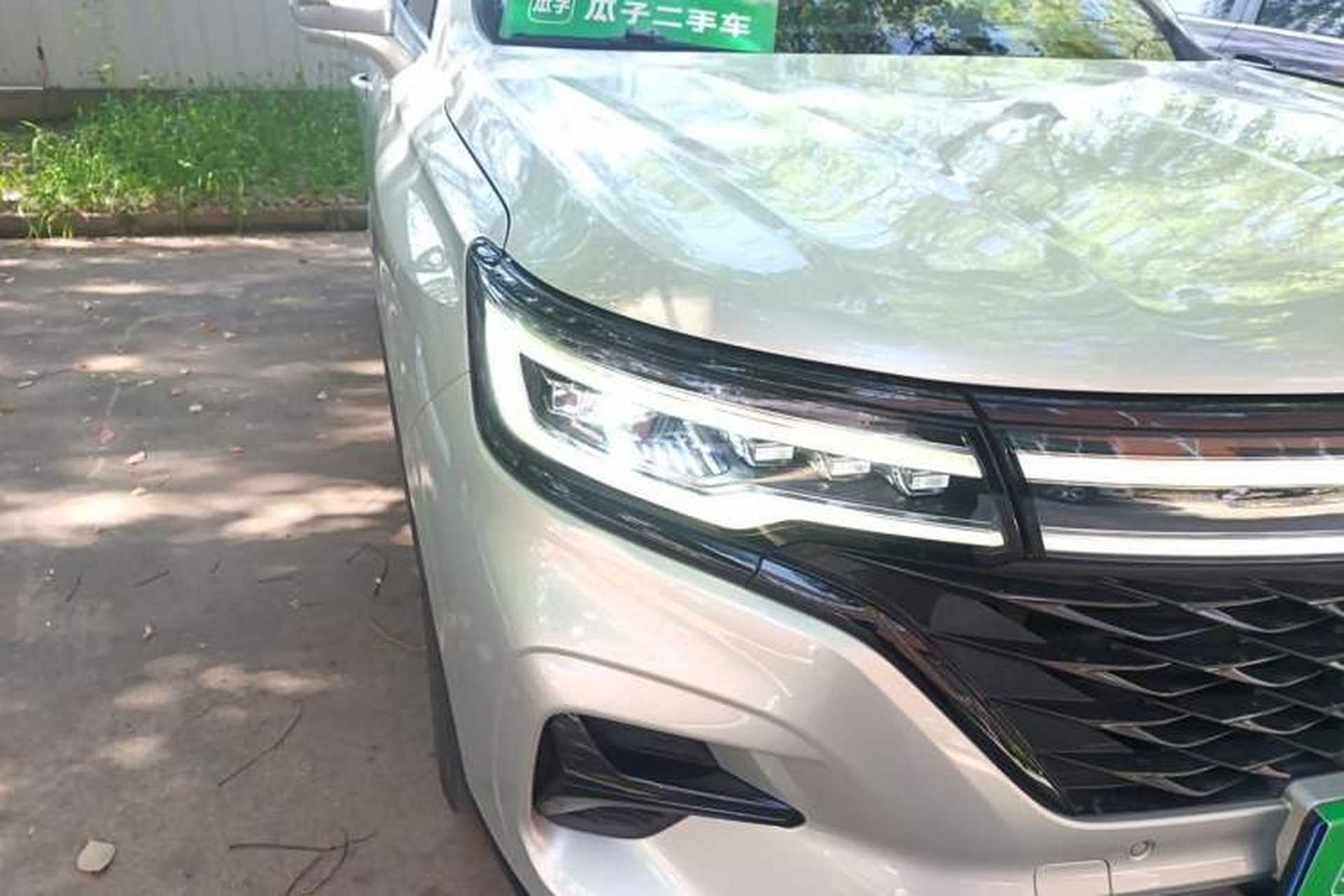 Used Roewe RX5 MAX 2021 Supreme Series 400TGI Automatic Smart Cabin Prestige Edition Right Front Headlight