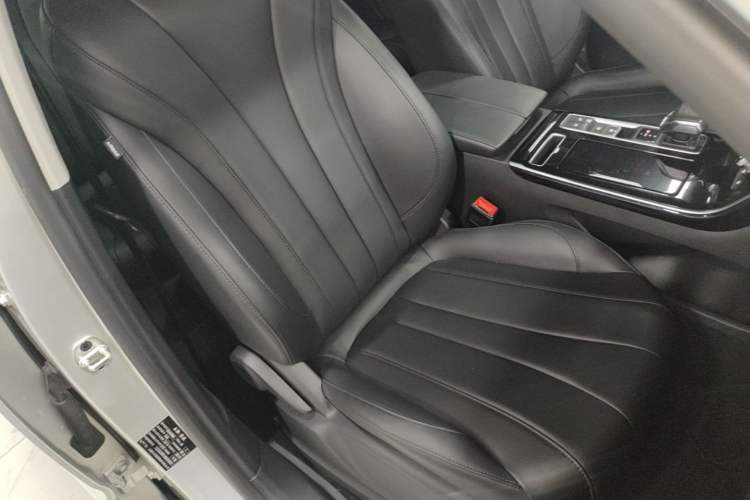 Used Roewe RX5 MAX 2021 Supreme Series 400TGI Automatic Luxury Cabin Edition Right Front Seat