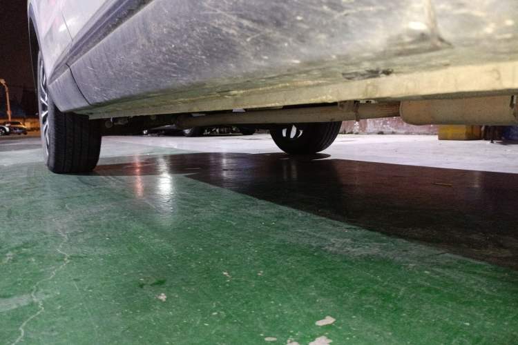 Used Roewe RX5 MAX 2021 Supreme Series 300TGI Automatic Luxury Cabin Edition Right Side Sill