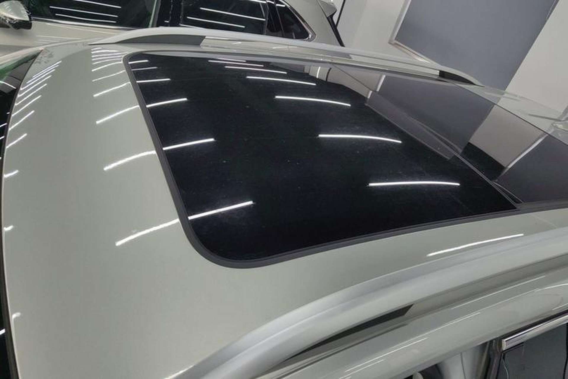 Used Roewe RX5 MAX 2021 Supreme Series 400TGI Automatic Luxury Cabin Edition Roof