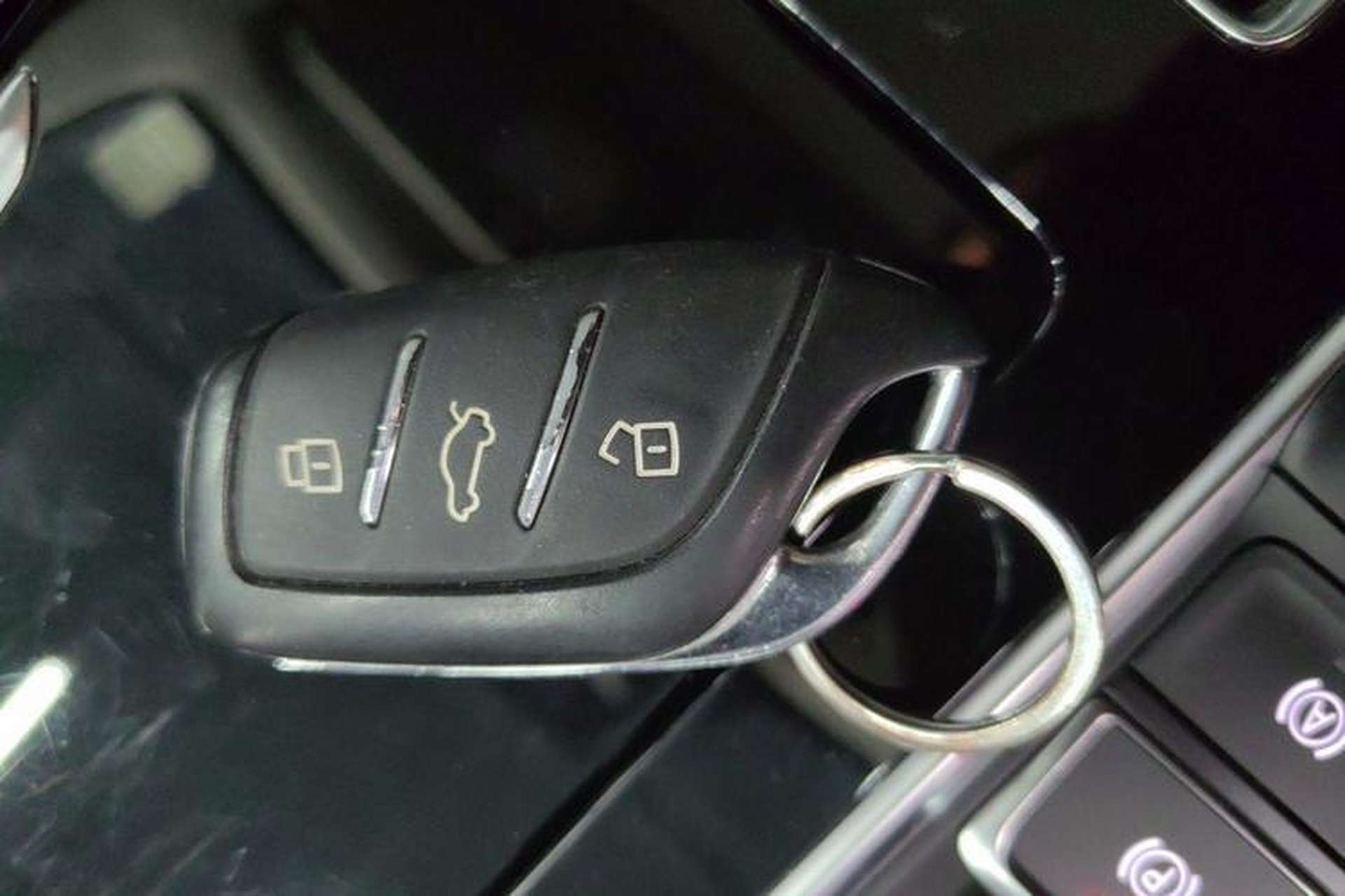 Used Roewe RX5 MAX 2021 Supreme Series 400TGI Automatic Luxury Cabin Edition Vehicle Key