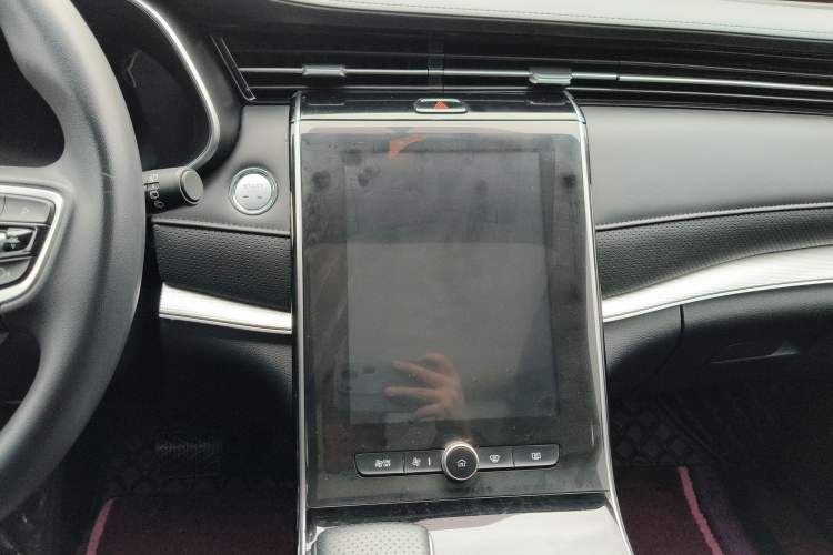 Used Roewe RX5 MAX 2021 Supreme Series 300TGI Automatic Luxury Cabin Edition Audio And AC Panel