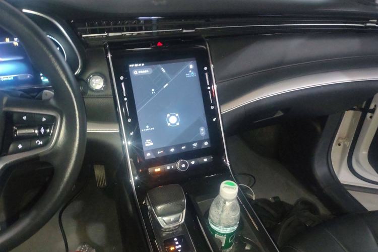 Used Roewe RX5 MAX 2021 Supreme Series 400TGI Automatic Luxury Cabin Edition Audio And AC Panel