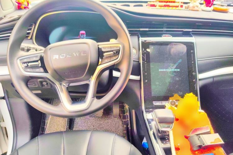 Used Roewe RX5 MAX 2021 Supreme Series 300TGI Automatic Luxury Cabin Edition Center Console