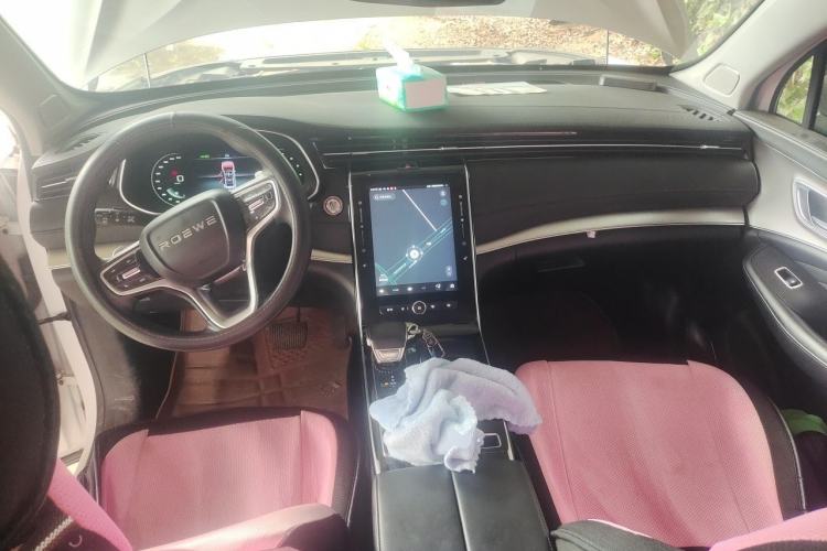 Used Roewe RX5 MAX 2021 Supreme Series 400TGI Automatic Luxury Cabin Edition Center Console