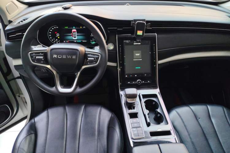 Used Roewe RX5 MAX 2021 Supreme Series 300TGI Automatic Luxury Cabin Edition Center Console