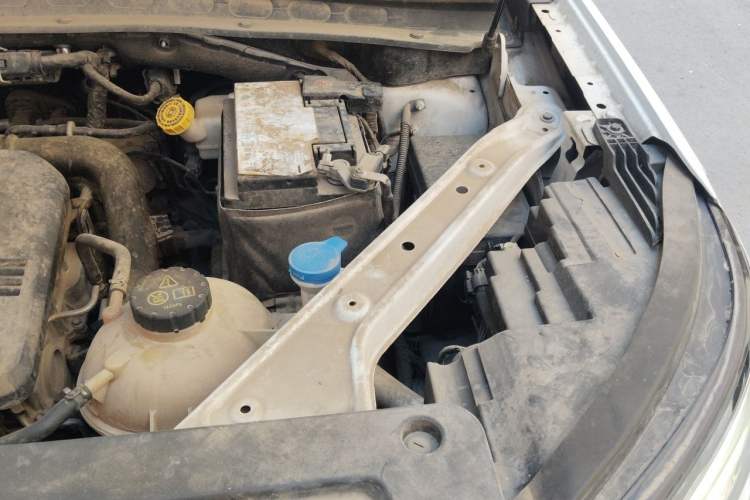 Used Roewe RX5 MAX 2021 Supreme Series 300TGI Automatic Luxury Cabin Edition Engine Bay Left