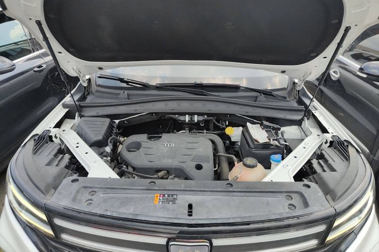 Used Roewe RX5 MAX 2021 Supreme Series 300TGI Automatic Luxury Cabin Edition Engine Bay