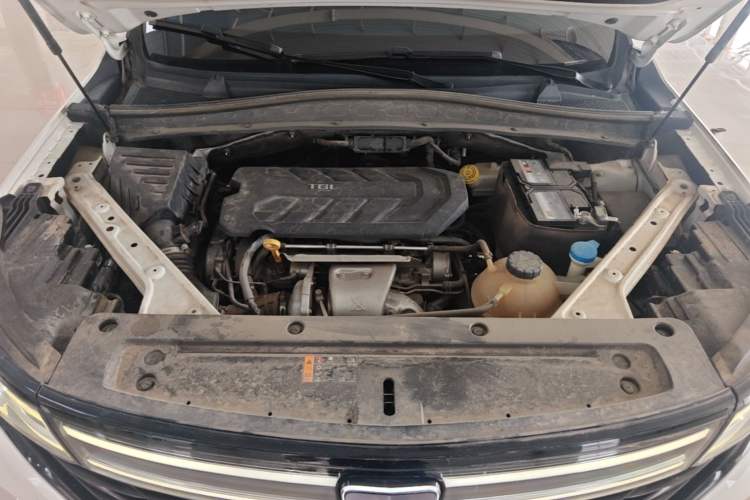 Used Roewe RX5 MAX 2021 Supreme Series 400TGI Automatic Smart Cabin Prestige Edition Engine Bay