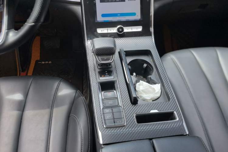 Used Roewe RX5 MAX 2021 Supreme Series 300TGI Automatic Smart Cabin Edition Gear Lever