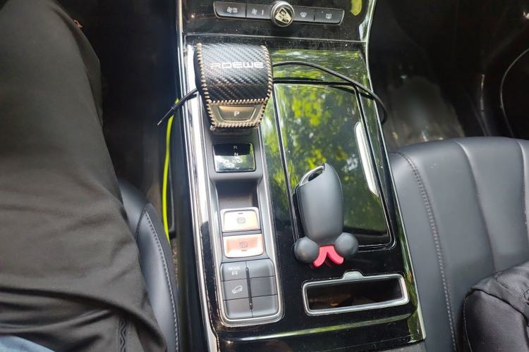 Used Roewe RX5 MAX 2021 Supreme Series 300TGI Automatic Luxury Cabin Edition Gear Lever