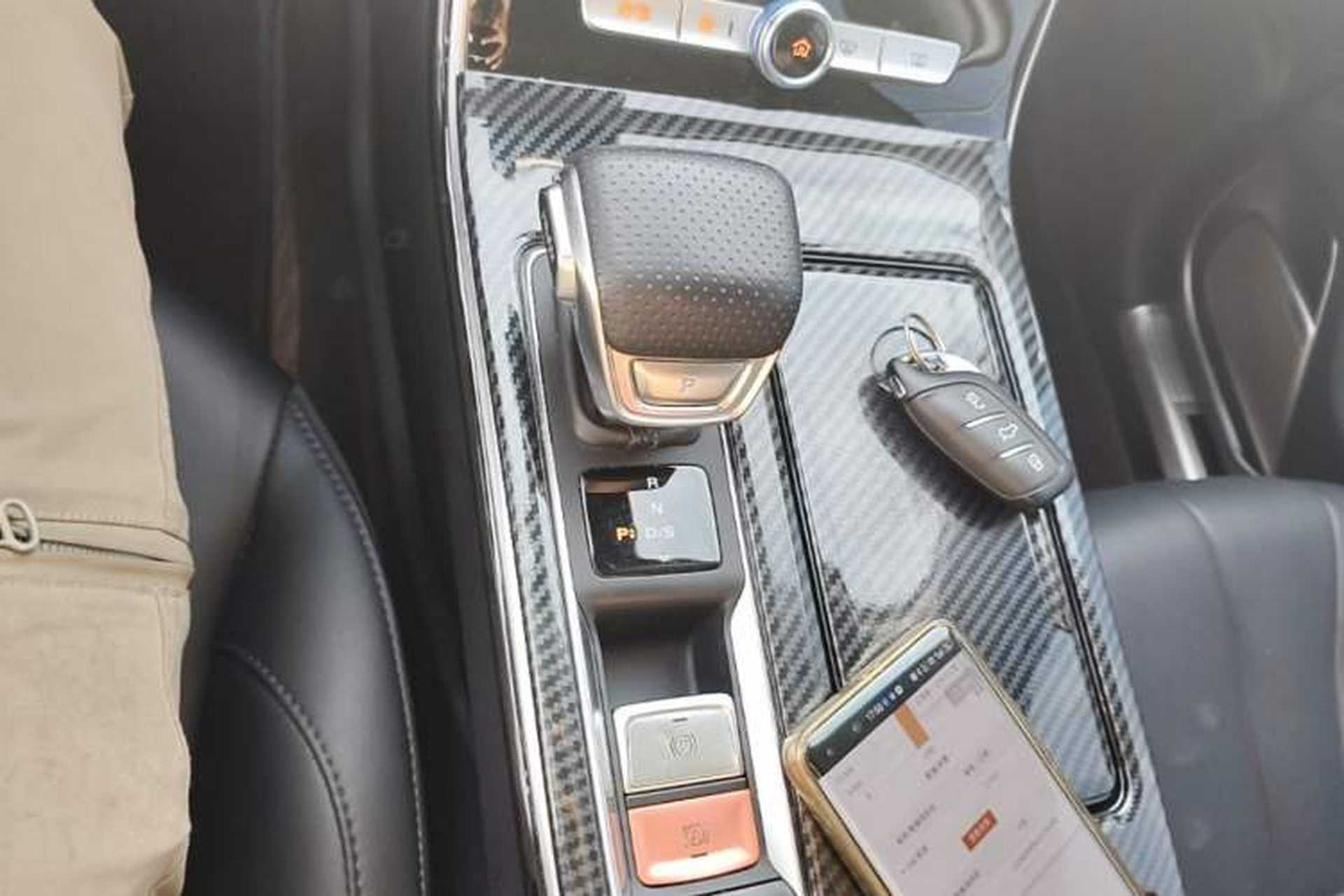 Used Roewe RX5 MAX 2021 Supreme Series 400TGI Automatic Smart Cabin Prestige Edition Gear Lever