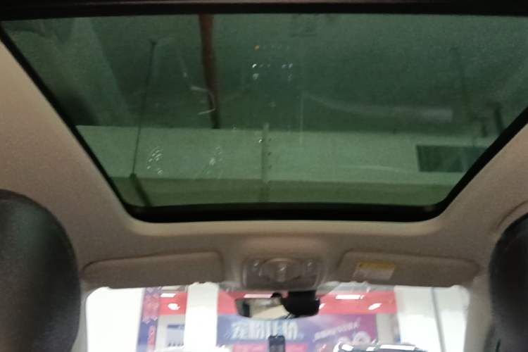 Used Roewe RX5 MAX 2021 Supreme Series 300TGI Automatic Luxury Cabin Edition Headliner