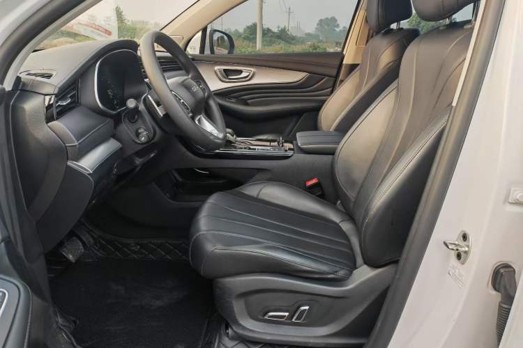 Used Roewe RX5 MAX 2021 Supreme Series 300TGI Automatic Luxury Cabin Edition Interior 2