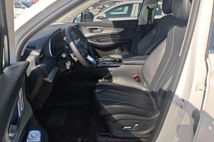 Used Roewe RX5 MAX 2021 Supreme Series 300TGI Automatic Smart Cabin Edition Interior 2