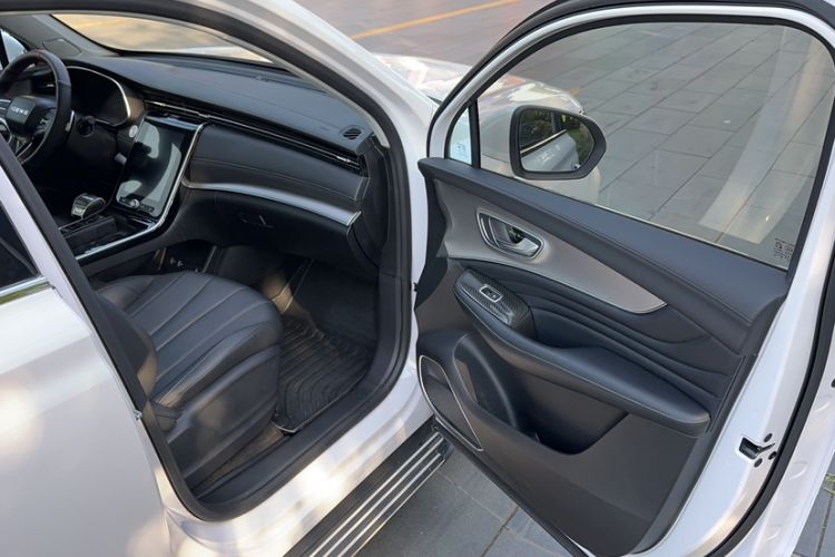 Used Roewe RX5 MAX 2021 Supreme Series 300TGI Automatic Luxury Cabin Edition Interior 5