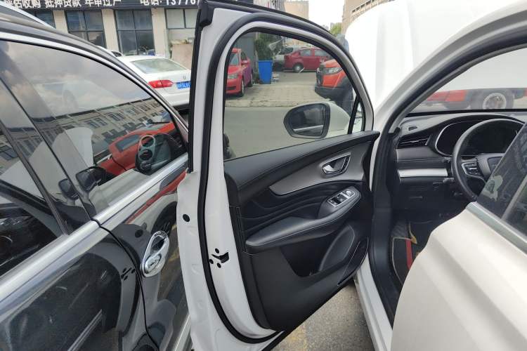 Used Roewe RX5 MAX 2021 Supreme Series 300TGI Automatic Luxury Cabin Edition Left Front Door Interior