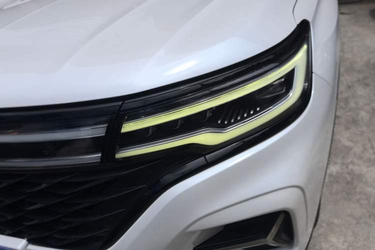 Used Roewe RX5 MAX 2021 Supreme Series 300TGI Automatic Smart Cabin Edition Left Front Headlight