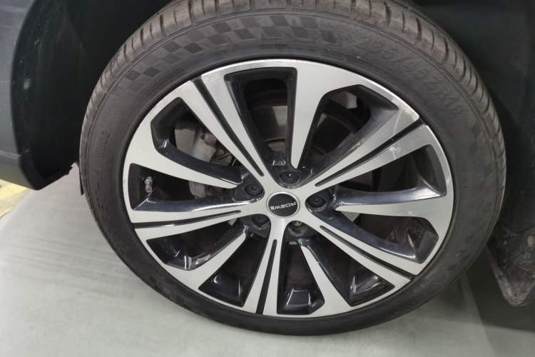 Used Roewe RX5 MAX 2021 Supreme Series 400TGI Automatic Luxury Cabin Edition Left Front Wheel Hub