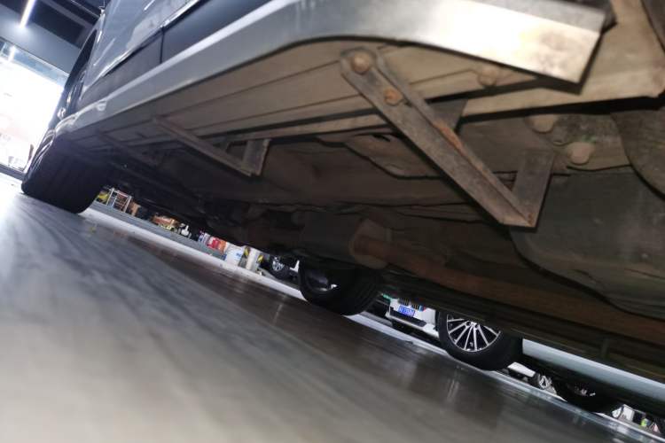 Used Roewe RX5 MAX 2021 Supreme Series 400TGI Automatic Luxury Cabin Edition Left Side Sill