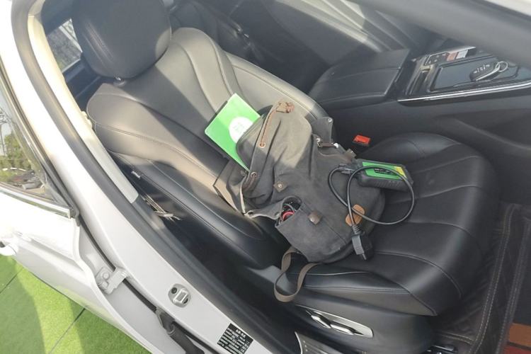 Used Roewe RX5 MAX 2021 Supreme Series 400TGI Automatic Smart Cabin Prestige Edition Right Front Seat