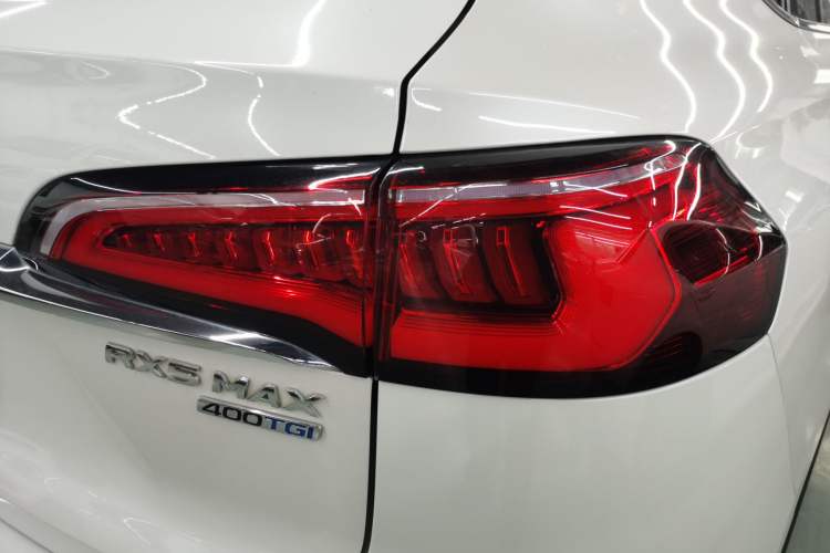 Used Roewe RX5 MAX 2021 Supreme Series 400TGI Automatic Luxury Cabin Edition Right Rear Taillight