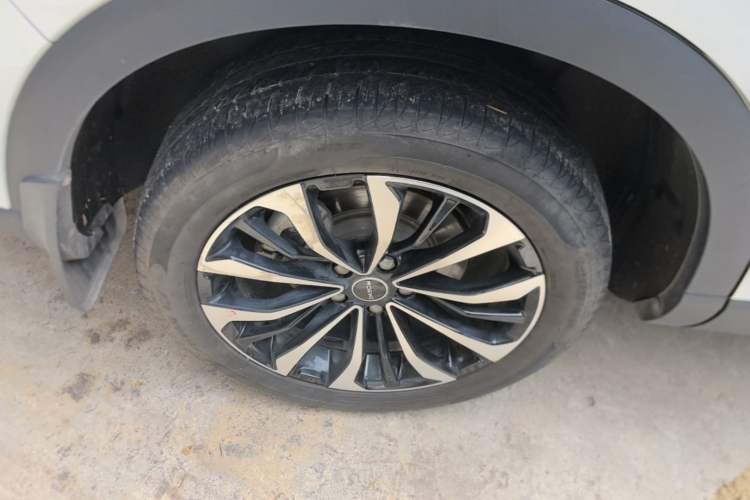 Used Roewe RX5 MAX 2021 Supreme Series 300TGI Automatic Smart Cabin Edition Right Rear Wheel Hub