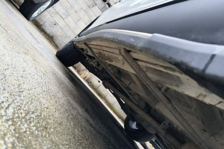 Used Roewe RX5 MAX 2021 Supreme Series 300TGI Automatic Luxury Cabin Edition Right Side Sill