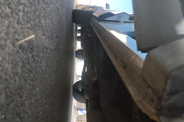 Used Roewe RX5 MAX 2021 Supreme Series 300TGI Automatic Smart Cabin Edition Right Side Sill