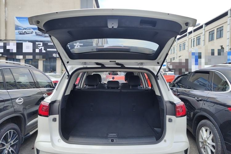 Used Roewe RX5 MAX 2021 Supreme Series 300TGI Automatic Luxury Cabin Edition Trunk