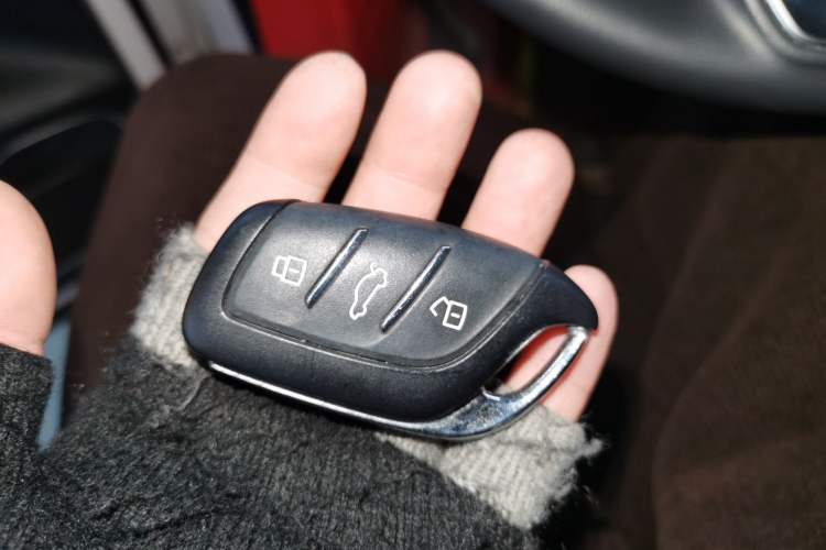 Used Roewe RX5 MAX 2021 Supreme Series 400TGI Automatic Luxury Cabin Edition Vehicle Key