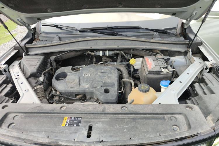 Used Roewe RX5 MAX 2021 Supreme Series 300TGI Automatic Luxury Cabin Edition Engine Bay