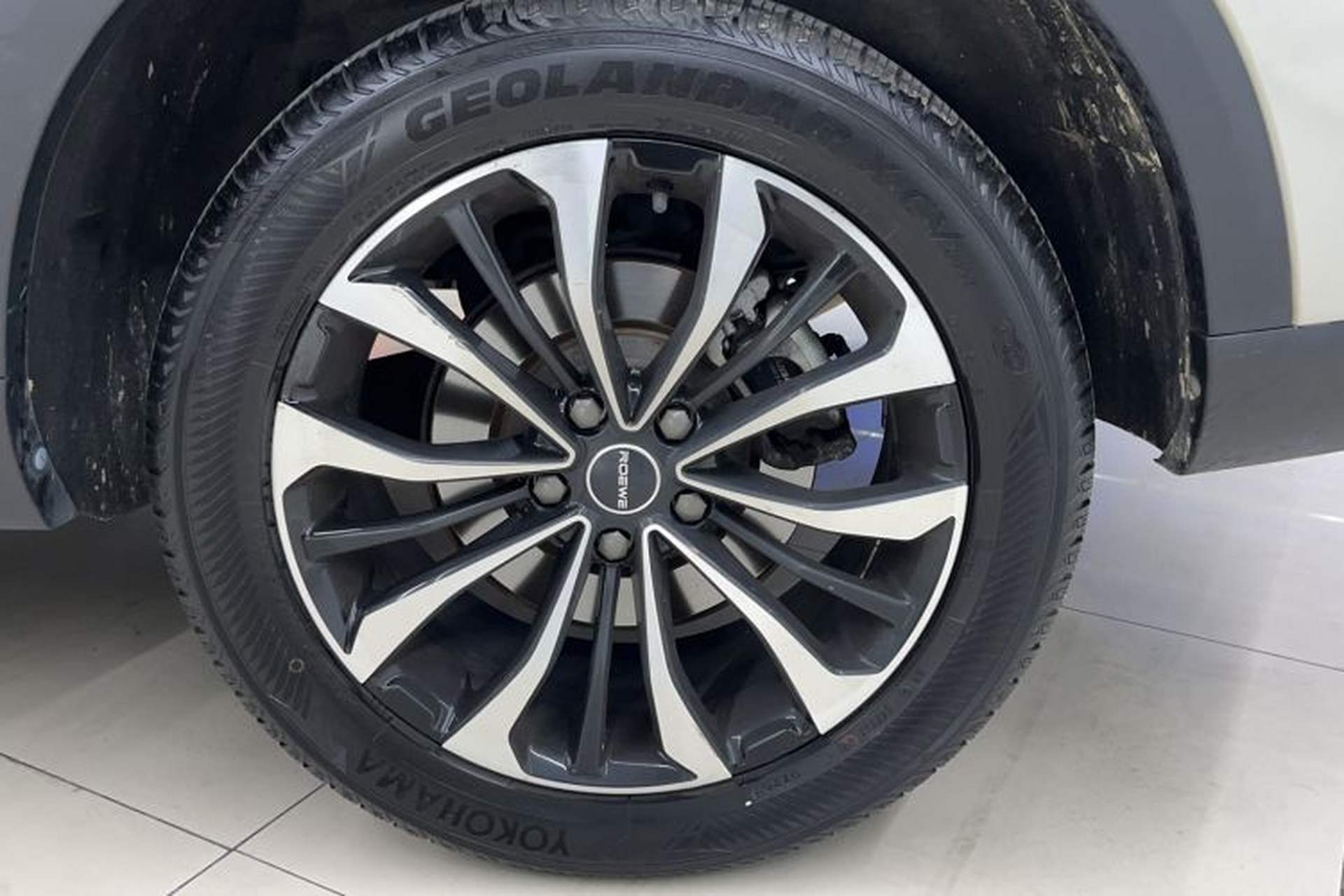 Used Roewe RX5 MAX 2021 Supreme Series 300TGI Automatic Luxury Cabin Edition Exterior 6
