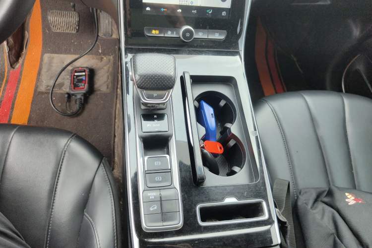 Used Roewe RX5 MAX 2021 Supreme Series 300TGI Automatic Luxury Cabin Edition Gear Lever