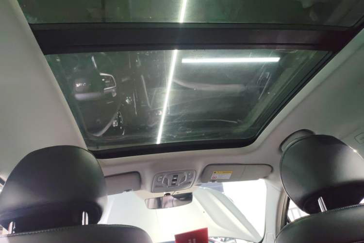 Used Roewe RX5 MAX 2021 Supreme Series 300TGI Automatic Luxury Cabin Edition Headliner