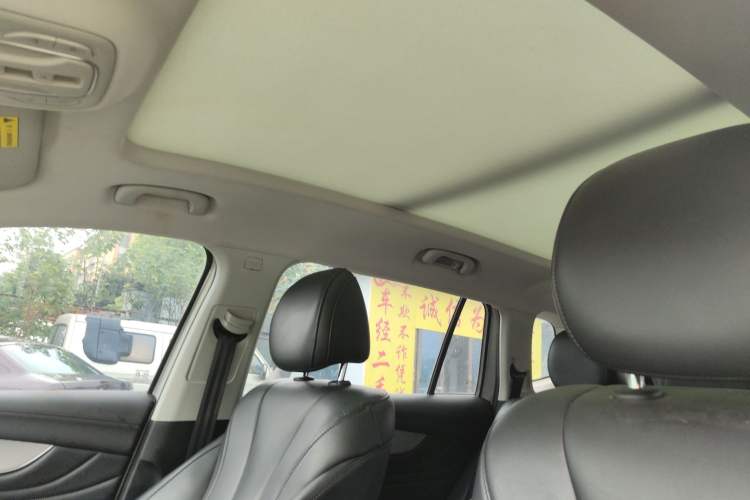Used Roewe RX5 MAX 2021 Supreme Series 300TGI Automatic Luxury Cabin Edition Headliner
