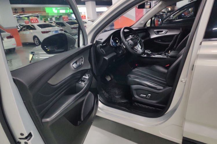 Used Roewe RX5 MAX 2021 Supreme Series 300TGI Automatic Luxury Cabin Edition Interior 3