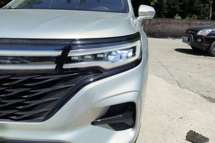 Used Roewe RX5 MAX 2021 Supreme Series 300TGI Automatic Luxury Cabin Edition Left Front Headlight