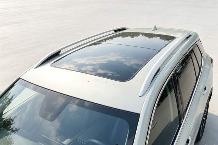 Used Roewe RX5 MAX 2021 Supreme Series 400TGI Automatic Smart Cabin Prestige Edition Roof