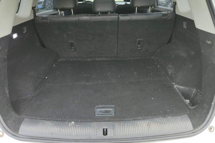 Used Roewe RX5 MAX 2021 Supreme Series 300TGI Automatic Luxury Cabin Edition Trunk