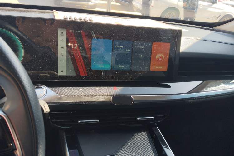 Used Roewe RX5 MAX 2022 1.5T Automatic Youwei Luxury Edition Audio And AC Panel