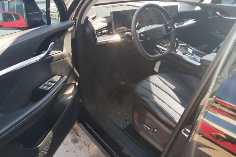 Used Roewe RX5 MAX 2022 1.5T Automatic Youwei Luxury Edition Driver Seat