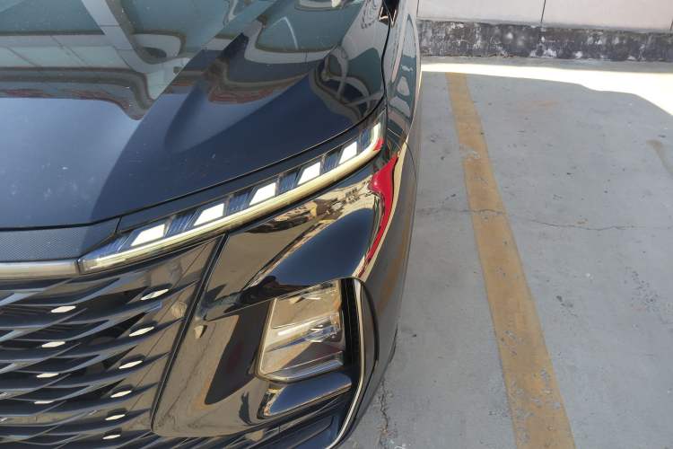 Used Roewe RX5 MAX 2022 1.5T Automatic Youwei Luxury Edition Left Front Headlight