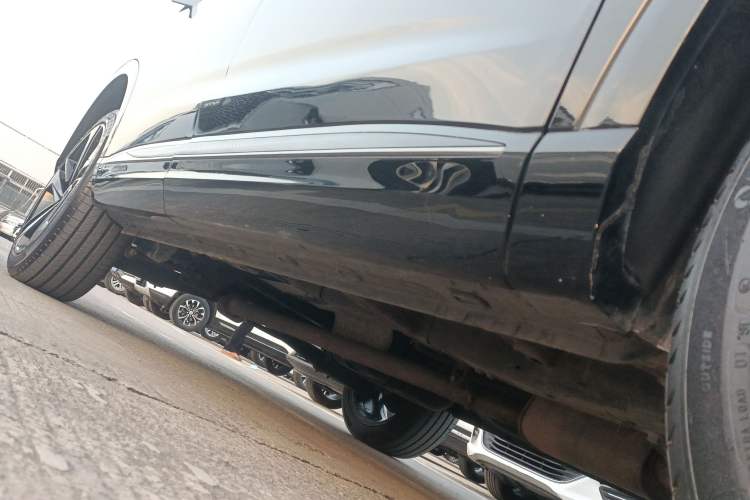 Used Roewe RX5 MAX 2022 1.5T Automatic Youwei Luxury Edition Right Side Sill